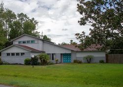 Pre-foreclosure in  BEECHWOOD LN Palm Coast, FL 32137