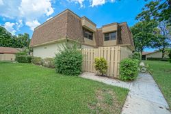  Nw 30th Ave Apt A, Delray Beach FL