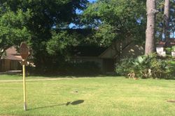 Pre-foreclosure in  MOSS POINT DR Spring, TX 77379