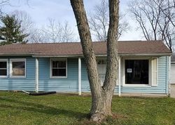 Pre-foreclosure Listing in TONBRIDGE CT BEDFORD, OH 44146