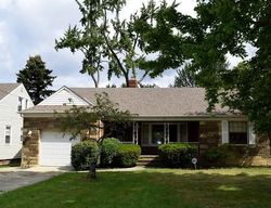 Pre-foreclosure in  MONTICELLO BLVD Cleveland, OH 44143