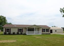 Pre-foreclosure Listing in S 250 E KNOX, IN 46534