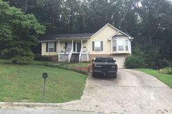Pre-foreclosure in  CURTIS DR Birmingham, AL 35215