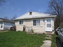 Pre-foreclosure in  E BLAKE AVE Columbus, OH 43219