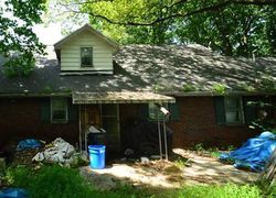 Pre-foreclosure Listing in MAPLE DR WALNUTPORT, PA 18088