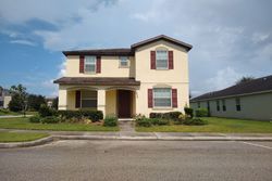 Pre-foreclosure in  HUNLEY AVE Apopka, FL 32703