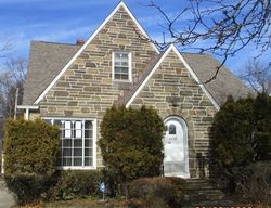 Pre-foreclosure in  COLONY RD Cleveland, OH 44121