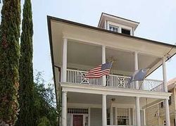 Pre-foreclosure in  CHAPEL ST Charleston, SC 29403
