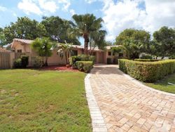 Pre-foreclosure in  S 14TH AVE Hollywood, FL 33020
