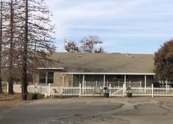 Pre-foreclosure Listing in AVENUE 408 REEDLEY, CA 93654