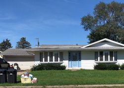 Pre-foreclosure in  MAPLE AVE Morrison, IL 61270