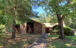 Pre-foreclosure in  WESTCHESTER DR Birmingham, AL 35215