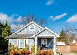 Pre-foreclosure in  BRUCE AVE Louisville, KY 40214