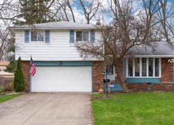 Pre-foreclosure Listing in FOREST RIDGE DR NORTH OLMSTED, OH 44070