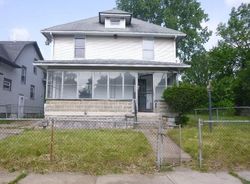 Pre-foreclosure in  KIMBALL AVE Toledo, OH 43610