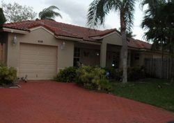 Pre-foreclosure in  SW 215TH TER Miami, FL 33189