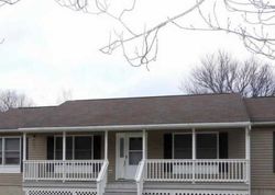 Pre-foreclosure in  CANDLEWOOD LN Blakeslee, PA 18610