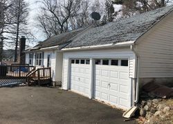 Woodin St, Hamden CT