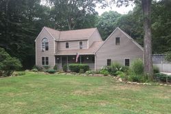 Pre-foreclosure Listing in PLAINS RD HADDAM, CT 06438