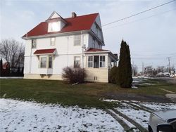 Pre-foreclosure in  HOWARD RD Rochester, NY 14624