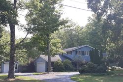 Pre-foreclosure in  SHADY LN Chesterland, OH 44026