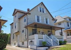 Pre-foreclosure in  HENRITZE AVE Cleveland, OH 44109