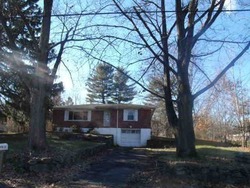 Pre-foreclosure in  WILLOW LN New Windsor, NY 12553