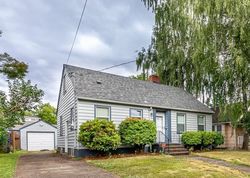 Pre-foreclosure in  N WILLIAMS AVE Portland, OR 97217