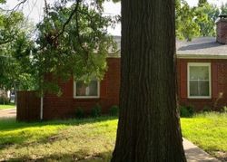 Pre-foreclosure in  DREXEL DR Saint Louis, MO 63130
