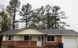Pre-foreclosure in  ARMSTRONG DR Jacksonville, NC 28540