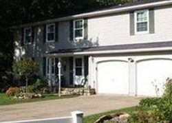  Lunar Dr, Stow OH
