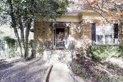 Pre-foreclosure in  LONGWOOD PL Nashville, TN 37215