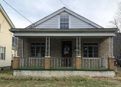 Pre-foreclosure in  NANCY AVE Charleston, WV 25315
