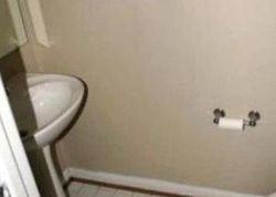 Pre-foreclosure in  SANDY RIDGE DR Glen Burnie, MD 21061