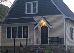 Pre-foreclosure in  N 47TH ST Milwaukee, WI 53216