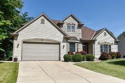 Pre-foreclosure in  S LAKEVIEW DR Franklin, WI 53132
