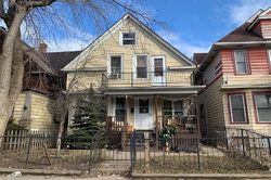 Pre-foreclosure in  W LINCOLN AVE Milwaukee, WI 53215