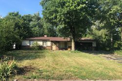 Pre-foreclosure in  W MURRAY ST Indianapolis, IN 46221