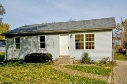Pre-foreclosure Listing in 2ND AVE AURORA, IL 60505