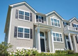 Pre-foreclosure in  RUBY DR Hampshire, IL 60140