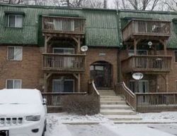 Pre-foreclosure in  TALL OAKS DR A Aurora, IL 60505