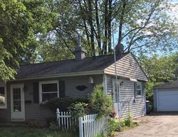 Pre-foreclosure in  WREN RD Carpentersville, IL 60110