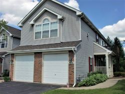  Grandview Ct, Carpentersville IL