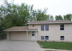 Pre-foreclosure in  S PALISADE LN Sioux Falls, SD 57106