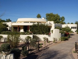 Pre-foreclosure in  E PARAISO DR Scottsdale, AZ 85255