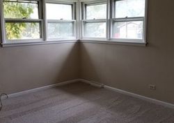 Pre-foreclosure in  HICKORY RD Homewood, IL 60430