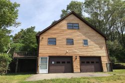 Pre-foreclosure Listing in STONE AVE MILLERTON, NY 12546