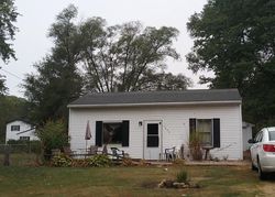 Pre-foreclosure in  COLEMAN AVE Rockford, IL 61101