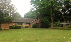 Pre-foreclosure in  ANZIE WAY Harriman, TN 37748