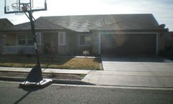 Pre-foreclosure Listing in SANTA CRUZ DR TULARE, CA 93274